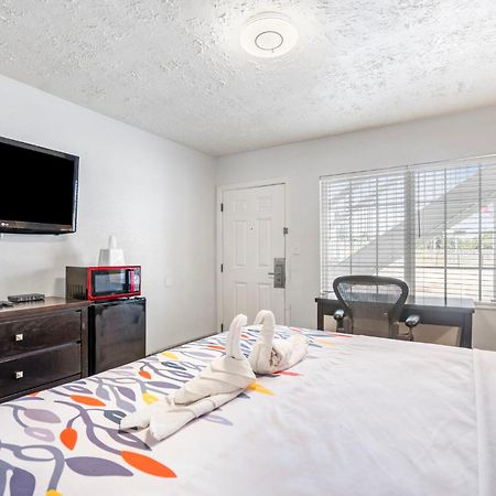 Budgetel Inns & Suites Augusta Downtown 706-945-1238 Zewnętrze zdjęcie