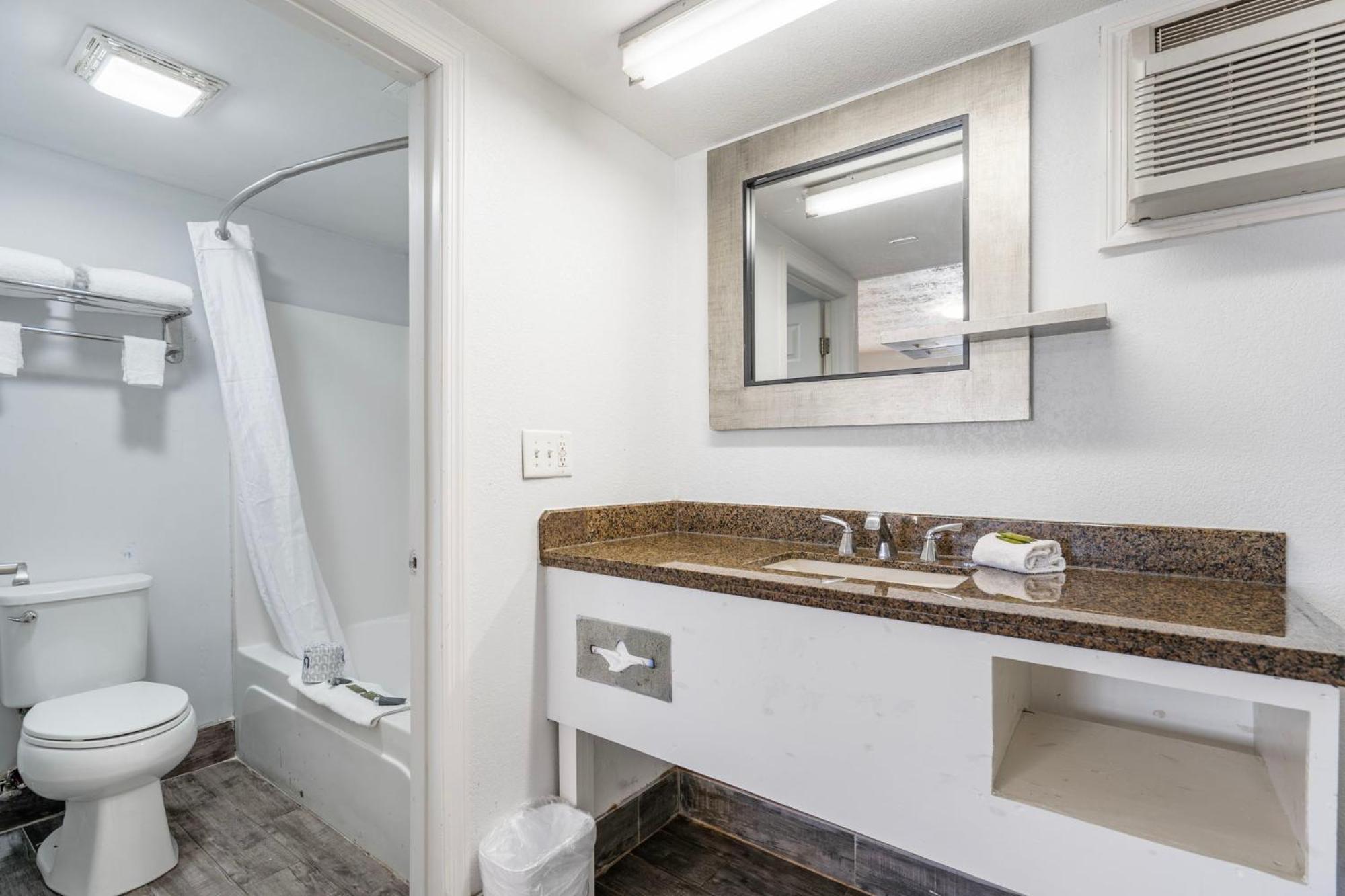 Budgetel Inns & Suites Augusta Downtown 706-945-1238 Zewnętrze zdjęcie