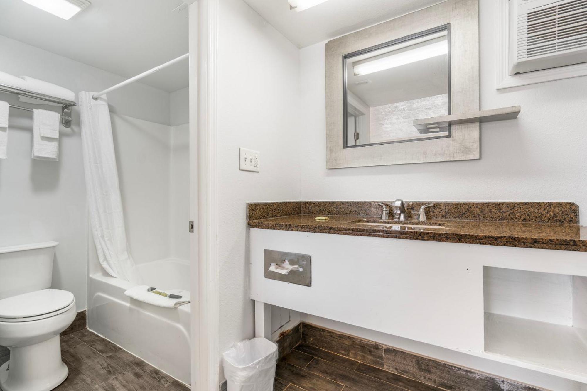 Budgetel Inns & Suites Augusta Downtown 706-945-1238 Zewnętrze zdjęcie